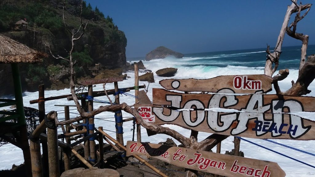 Fasilitas dan Tiket Masuk Pantai Jogan Fasilitas dan Tiket Masuk Pantai Jogan