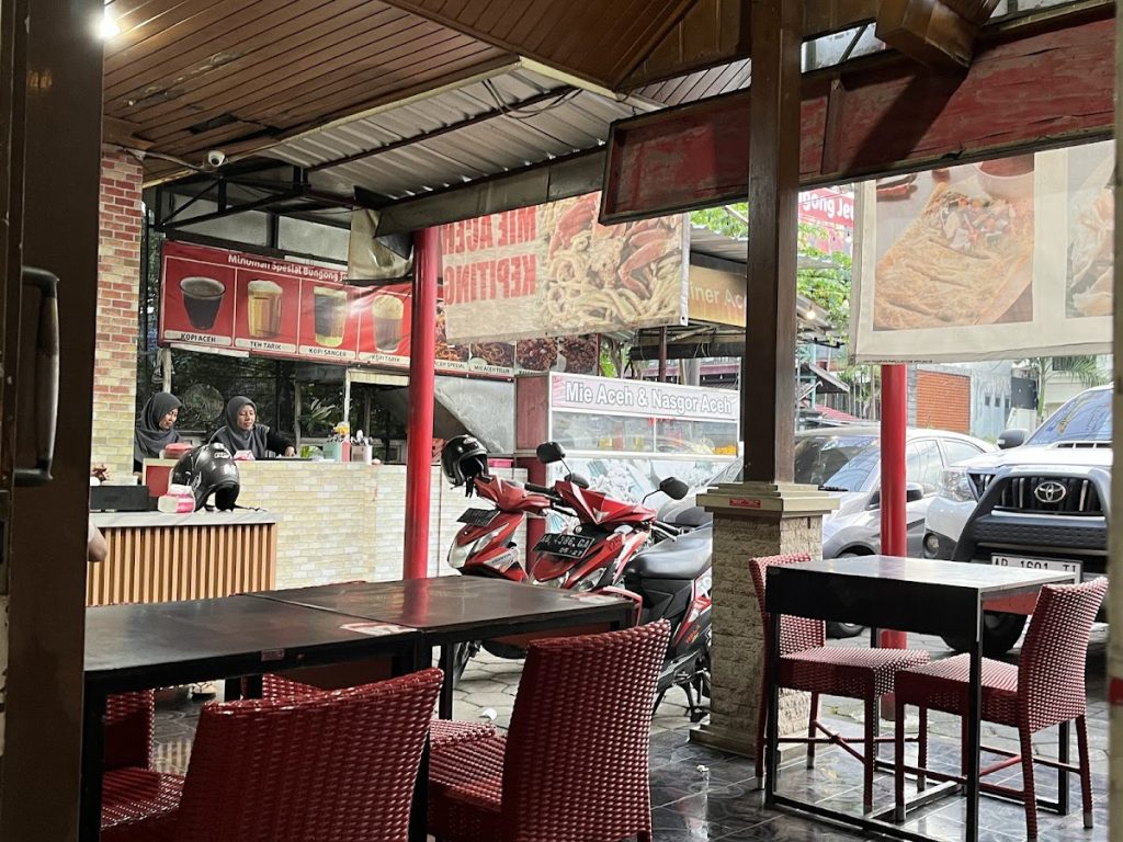 Bungong Jeumpa Jogja: Destinasi Kuliner Khas Aceh yang Autentik dan Bersahaja Bungong Jeumpa Jogja: Destinasi Kuliner Khas Aceh yang Autentik dan Bersahaja