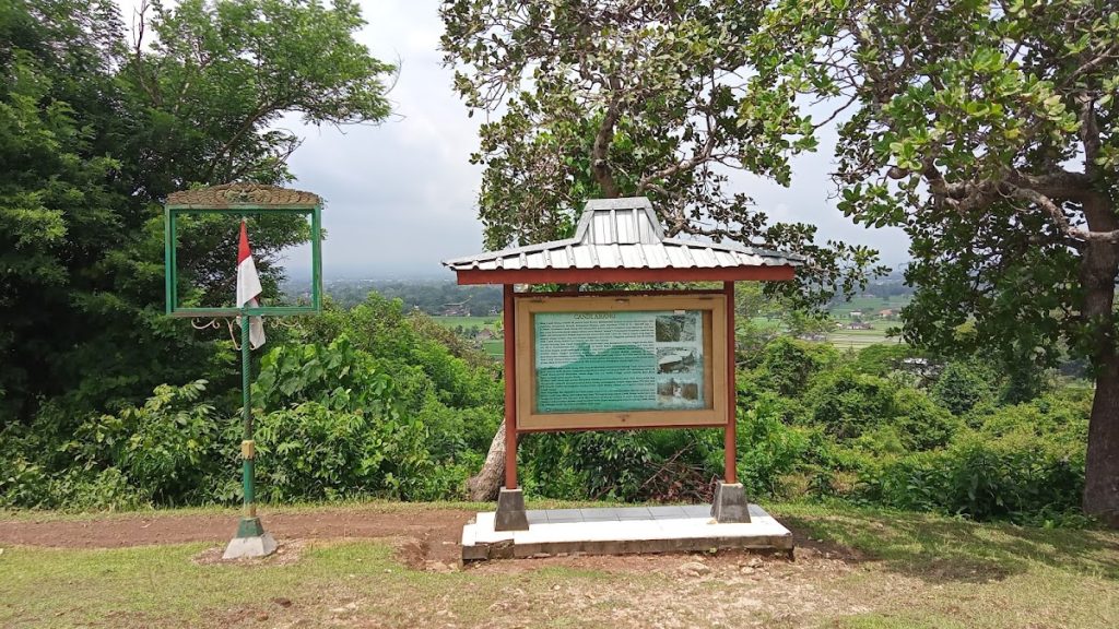 Tempat Wisata Sekitar Candi Abang yang Patut Dikunjungi Tempat Wisata Sekitar Candi Abang yang Patut Dikunjungi