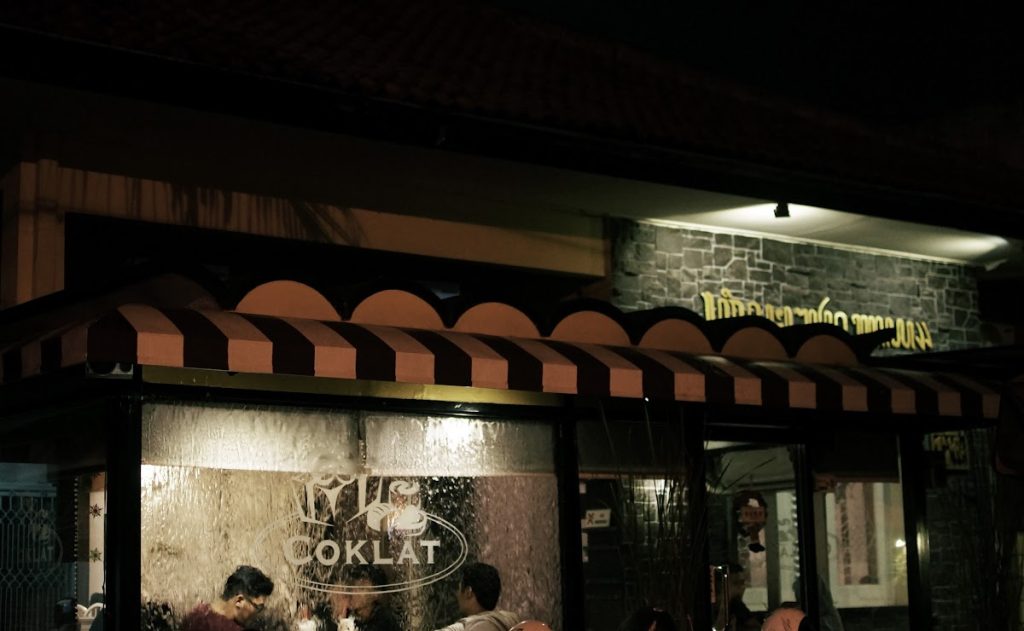 Profil dan Lokasi Strategis Coklat Cafe di Tengah Kota Yogyakarta Profil dan Lokasi Strategis Coklat Cafe di Tengah Kota Yogyakarta