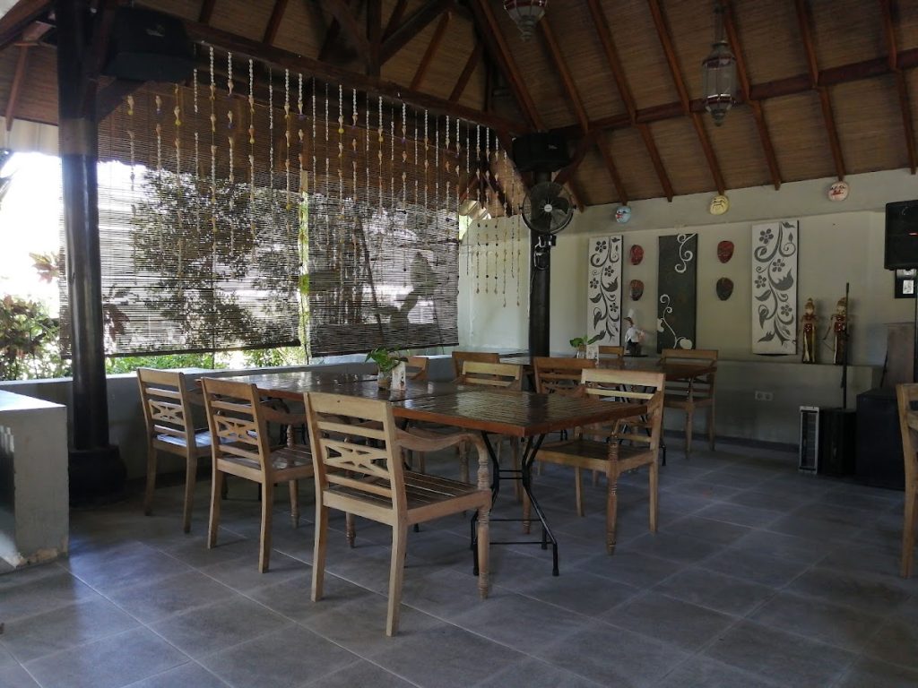 Gazebo Garden Restaurant tidak hanya unggul dalam hal suasana dan menu, tetapi juga dilengkapi dengan fasilitas yang memadai untuk berbagai jenis acara. Gazebo Garden Restaurant tidak hanya unggul dalam hal suasana dan menu, tetapi juga dilengkapi dengan fasilitas yang memadai untuk berbagai jenis acara.