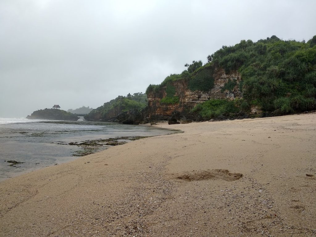 Sejarah dan Asal Usul Nama Pantai Porok Sejarah dan Asal Usul Nama Pantai Porok