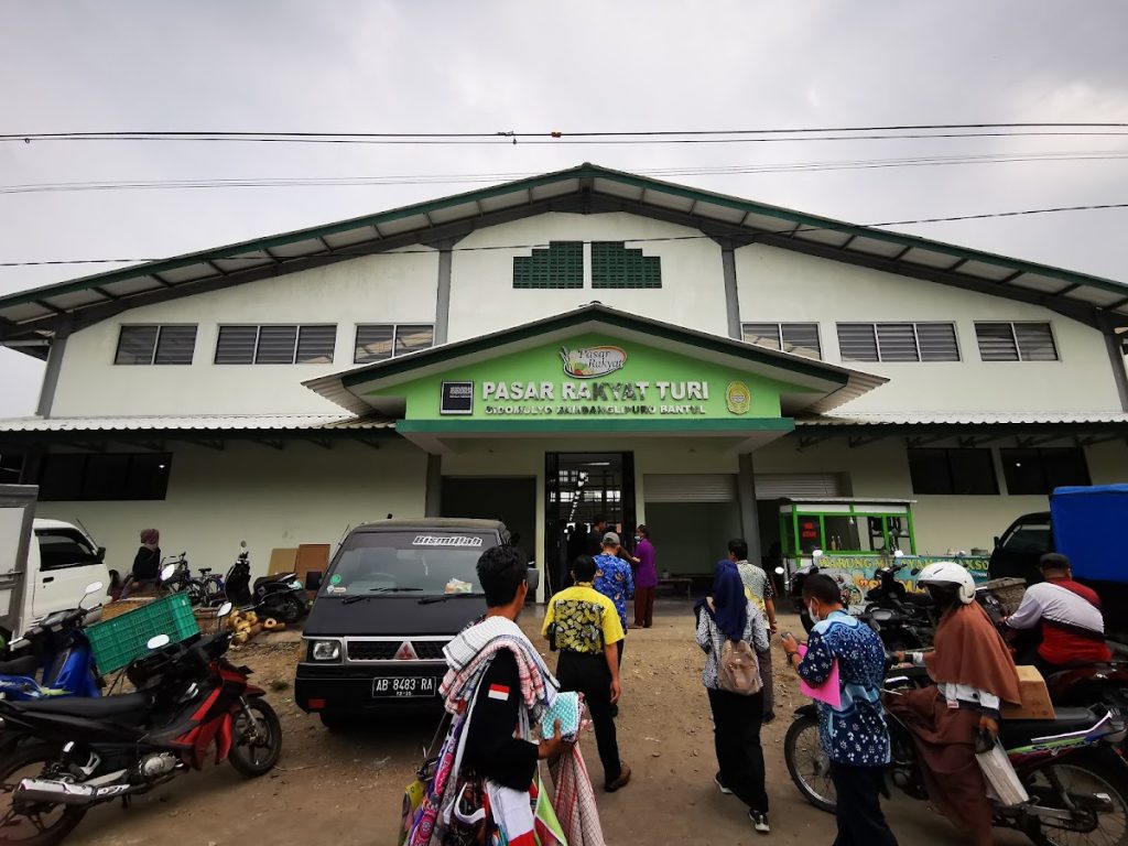 Pasar Turi Bantul: Pasar Tradisional & Kuliner Khas Jogja Pasar Turi Bantul: Pasar Tradisional & Kuliner Khas Jogja