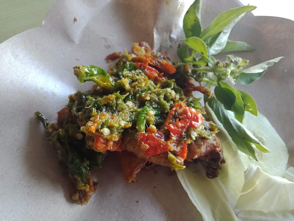 Rumah Makan Gubug Ndeso Bantul: Menikmati Cita Rasa Khas Jawa di Tengah Sawah yang Asri Rumah Makan Gubug Ndeso Bantul: Menikmati Cita Rasa Khas Jawa di Tengah Sawah yang Asri