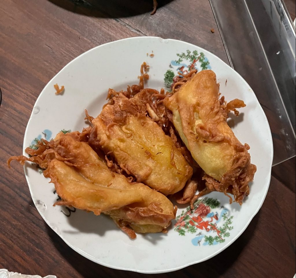 Jajanan di Kopi Klotok Jogja Jajanan di Kopi Klotok Jogja