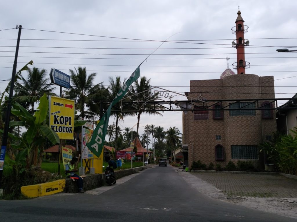Rute dan Akses Menuju Kopi Klotok: Mudah Dijangkau dari Berbagai Arah Rute dan Akses Menuju Kopi Klotok: Mudah Dijangkau dari Berbagai Arah