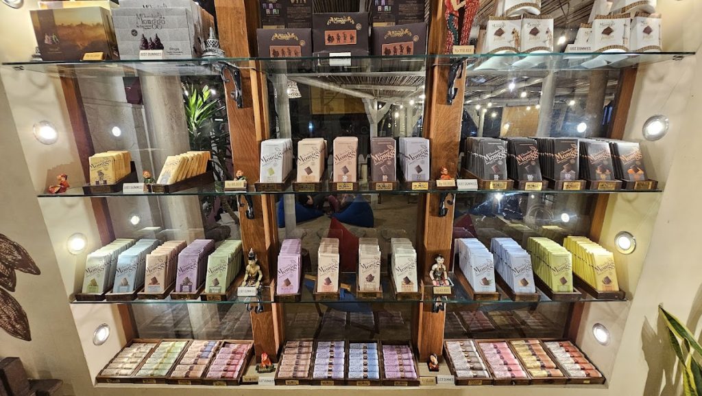 Harga dan Aksesibilitas Produk Cokelat Monggo Tirtodipuran Yogyakarta Harga dan Aksesibilitas Produk Cokelat Monggo Tirtodipuran Yogyakarta