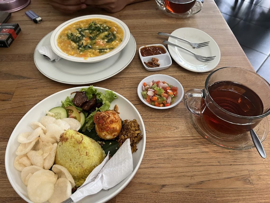 Dapur Manado Jogja: Menikmati Cita Rasa Otentik Sulawesi Utara di Tengah Kota Yogyakarta Dapur Manado Jogja: Menikmati Cita Rasa Otentik Sulawesi Utara di Tengah Kota Yogyakarta