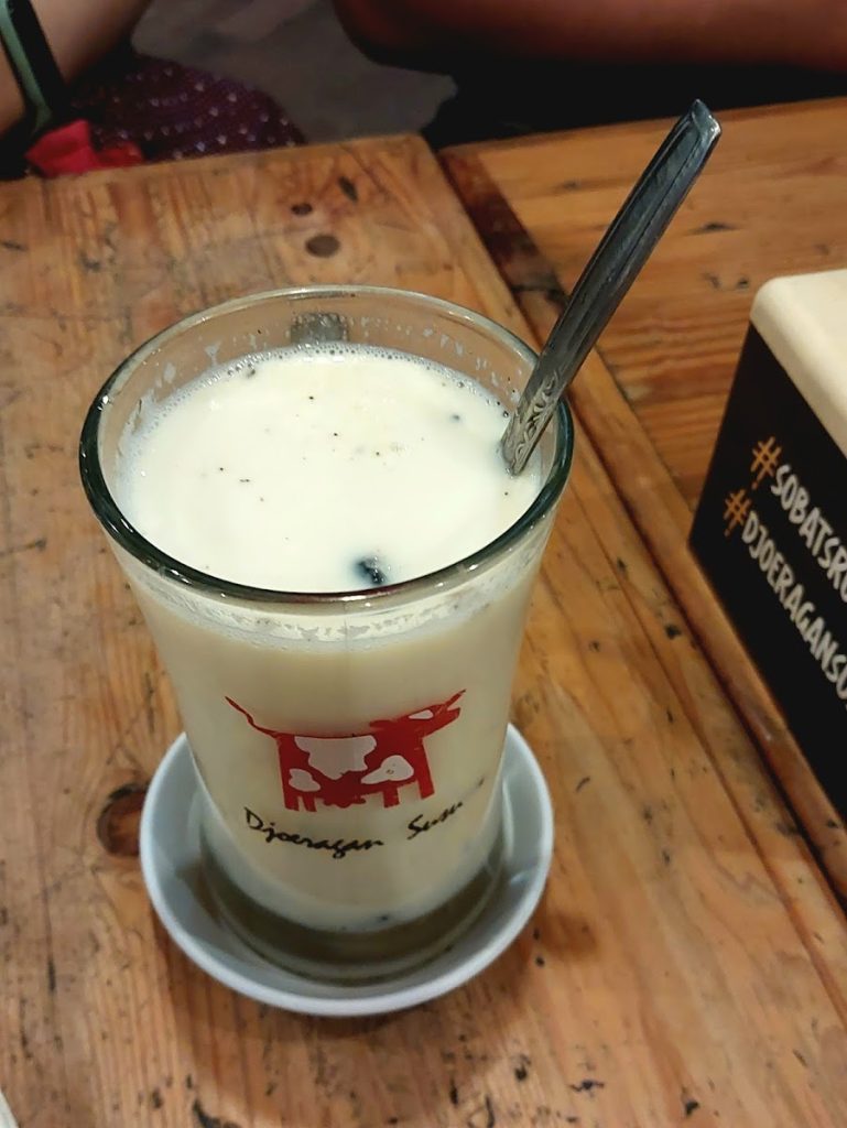 Konsep Unik dan Variasi Menu Berbasis Susu Murni Djoeragan Susu Jalan Bantul Jogja Konsep Unik dan Variasi Menu Berbasis Susu Murni Djoeragan Susu Jalan Bantul Jogja