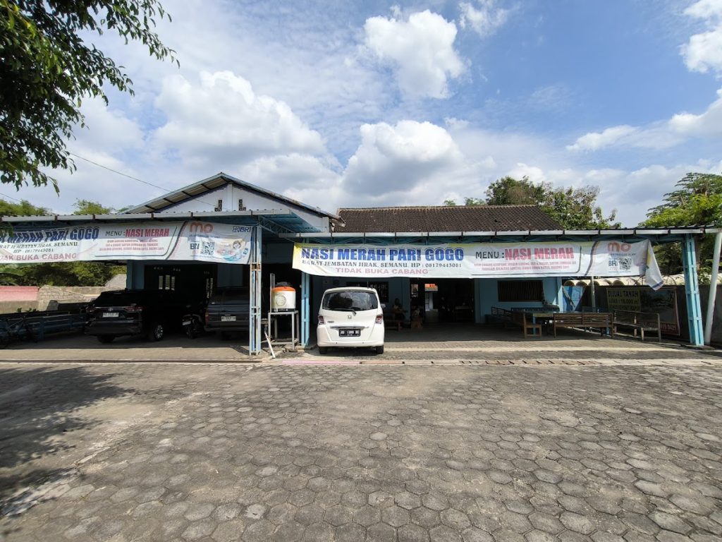 Lesehan Pari Gogo - Sego Abang dan Kuliner Andalan dari Gunungkidul Lesehan Pari Gogo - Sego Abang dan Kuliner Andalan dari Gunungkidul