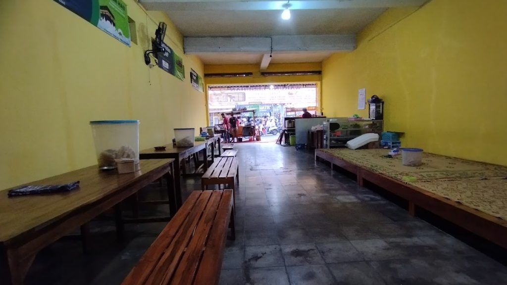 Lesehan Sugarni Gunungkidul: Sajian Khas Daerah dengan Cita Rasa Otentik dan Harga Bersahabat Lesehan Sugarni Gunungkidul: Sajian Khas Daerah dengan Cita Rasa Otentik dan Harga Bersahabat