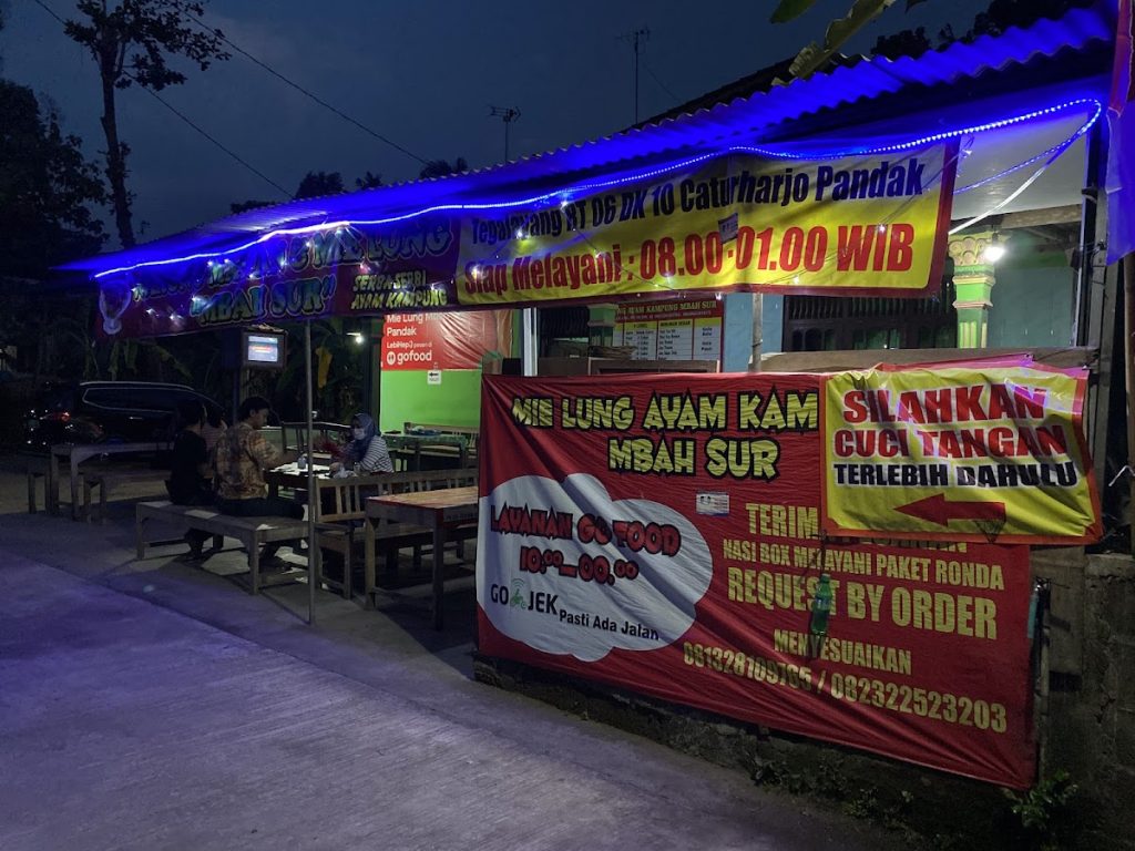 Mi Lethek Balungan Mbah Sur: Kuliner Unik Khas Bantul Yogyakarta yang Menggoyang Lidah Mi Lethek Balungan Mbah Sur: Kuliner Unik Khas Bantul Yogyakarta yang Menggoyang Lidah