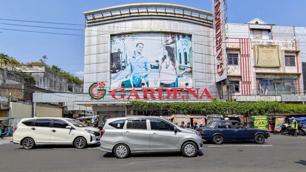 Gardena Department Store & Supermarket Yogyakarta: Pusat Belanja Legendaris dengan Layanan Lengkap di Jantung Kota Jogja Gardena Department Store & Supermarket Yogyakarta: Pusat Belanja Legendaris dengan Layanan Lengkap di Jantung Kota Jogja