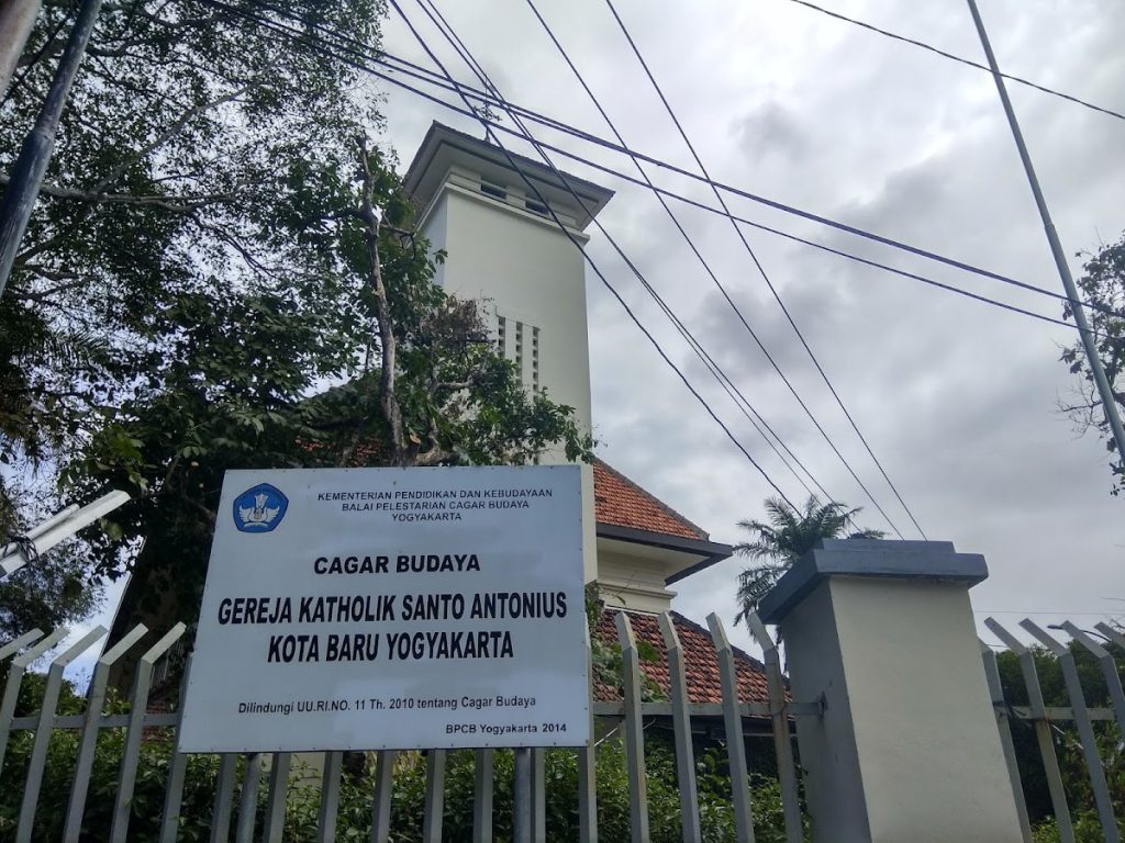 Gereja Santo Antonius Kotabaru Yogyakarta: Warisan Arsitektur Kolonial dan Sejarah Iman di Tengah Kota Gereja Santo Antonius Kotabaru Yogyakarta: Warisan Arsitektur Kolonial dan Sejarah Iman di Tengah Kota