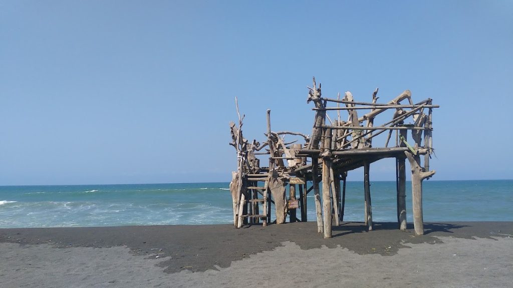 Aktivitas Seru di Pantai Samas Aktivitas Seru di Pantai Samas