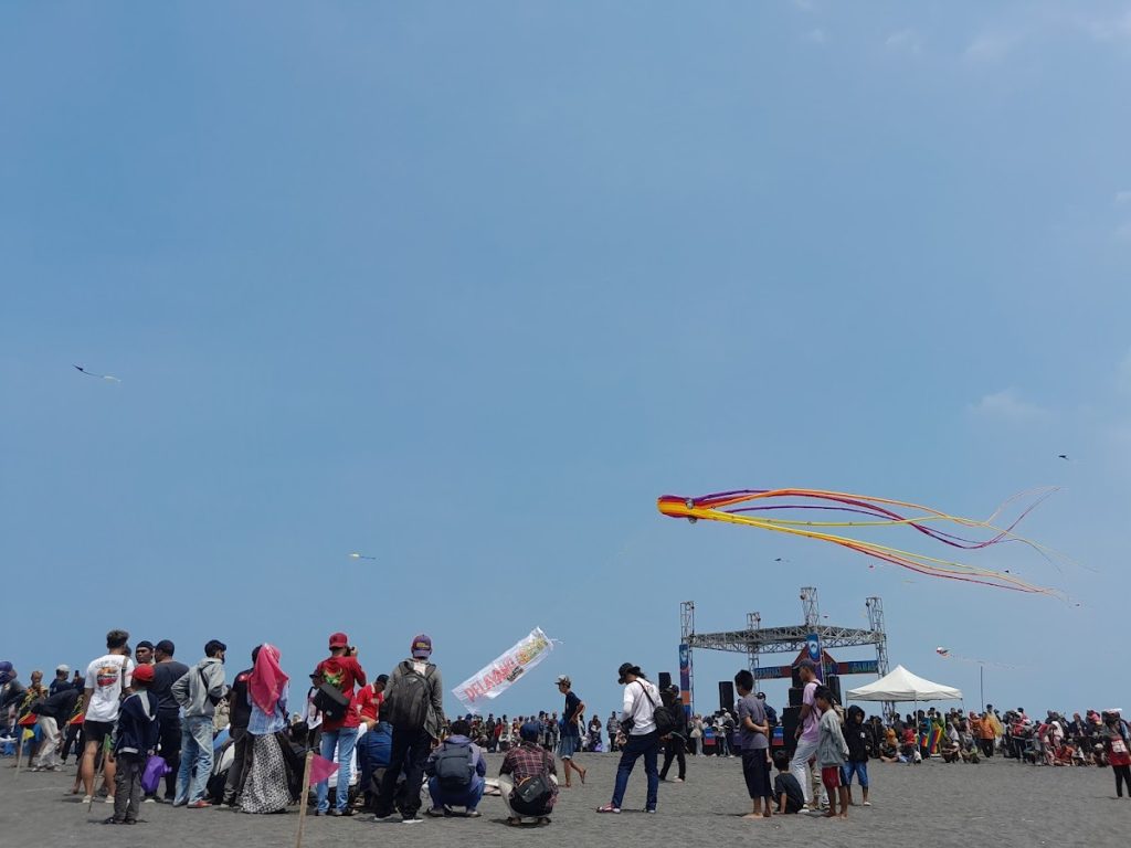 Fasilitas Lengkap di Pantai Samas Fasilitas Lengkap di Pantai Samas