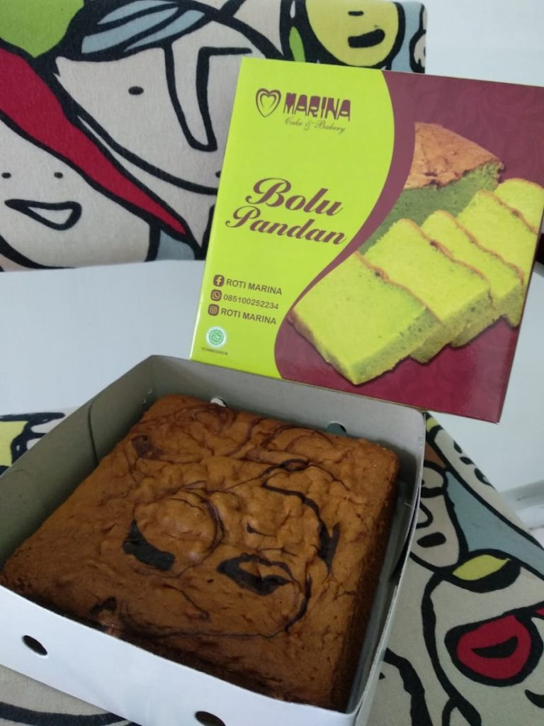 Marina Cake and Bakery Gunungkidul menawarkan berbagai macam produk roti dan kue yang sudah sangat dikenal oleh pecinta bakery di Yogyakarta. Marina Cake and Bakery Gunungkidul menawarkan berbagai macam produk roti dan kue yang sudah sangat dikenal oleh pecinta bakery di Yogyakarta.