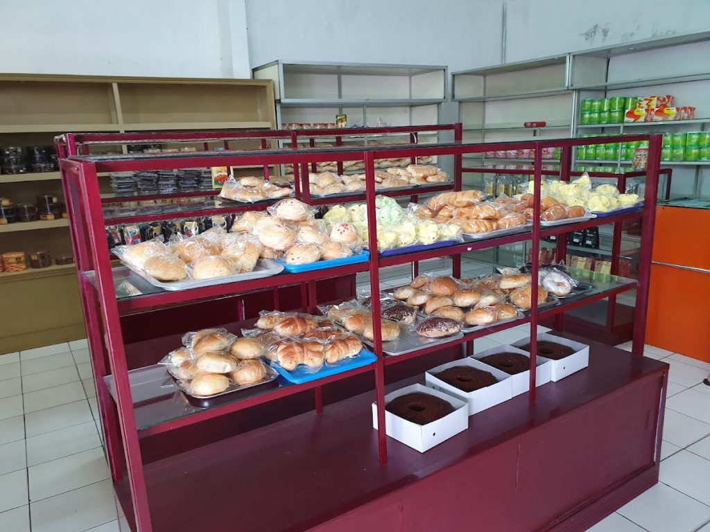 Niela Sary Bakery Gunungkidul: Surga Kue dan Roti Lezat di Tengah Kota Wonosari Niela Sary Bakery Gunungkidul: Surga Kue dan Roti Lezat di Tengah Kota Wonosari