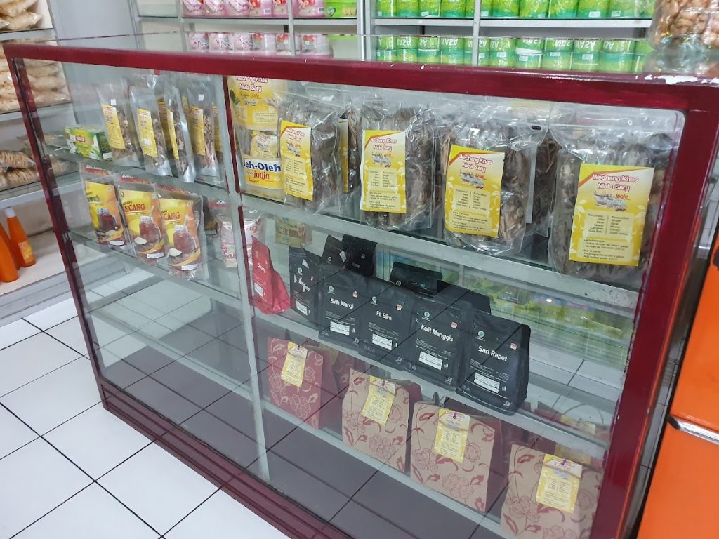 Niela Sary Bakery Gunungkidul: Surga Kue dan Roti Lezat di Tengah Kota Wonosari Niela Sary Bakery Gunungkidul: Surga Kue dan Roti Lezat di Tengah Kota Wonosari
