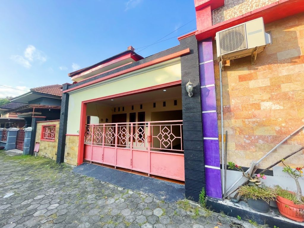 Jika kamu sedang mencari penginapan yang nyaman, strategis, dan cocok untuk liburan keluarga atau rombongan di Yogyakarta, Halona Gembira Loka adalah salah satu opsi menarik yang layak dipertimbangkan. Jika kamu sedang mencari penginapan yang nyaman, strategis, dan cocok untuk liburan keluarga atau rombongan di Yogyakarta, Halona Gembira Loka adalah salah satu opsi menarik yang layak dipertimbangkan.