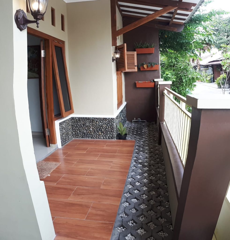 Fasilitas Umum & Pelengkap Homestay D’Uti Yogyakarta: Lengkap dan Fungsional Fasilitas Umum & Pelengkap Homestay D’Uti Yogyakarta: Lengkap dan Fungsional