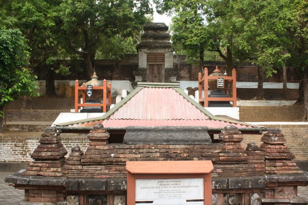 Makam Raja-Raja Imogiri: Pusara Leluhur & Warisan Budaya Yogyakarta Makam Raja-Raja Imogiri: Pusara Leluhur & Warisan Budaya Yogyakarta