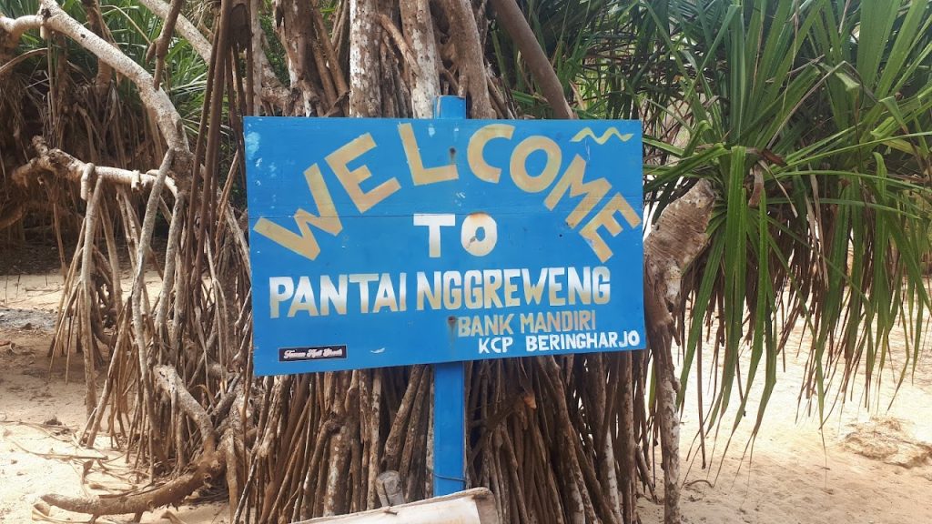 Tiket Masuk, Fasilitas dan Layanan di Pantai Greweng Tiket Masuk, Fasilitas dan Layanan di Pantai Greweng