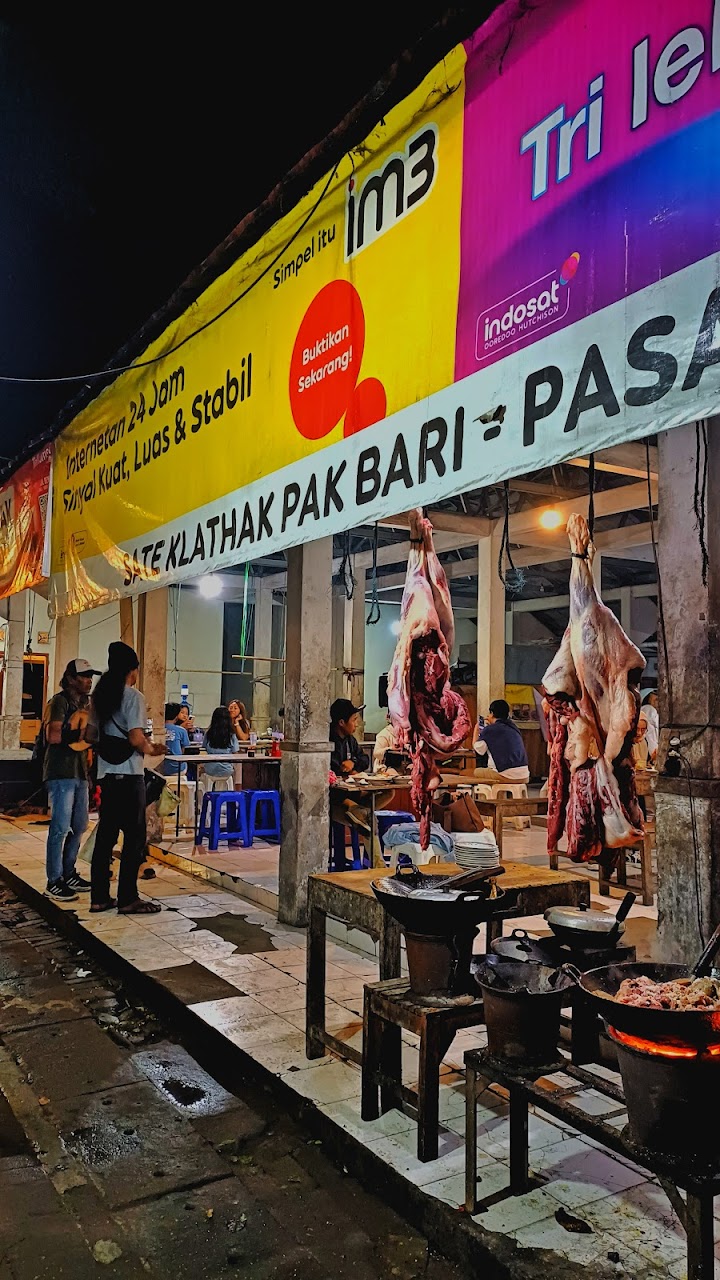 Sate Klathak Pak Bari: Ikon Kuliner Imogiri yang Rela Bikin Pengunjung Antre Sate Klathak Pak Bari: Ikon Kuliner Imogiri yang Rela Bikin Pengunjung Antre
