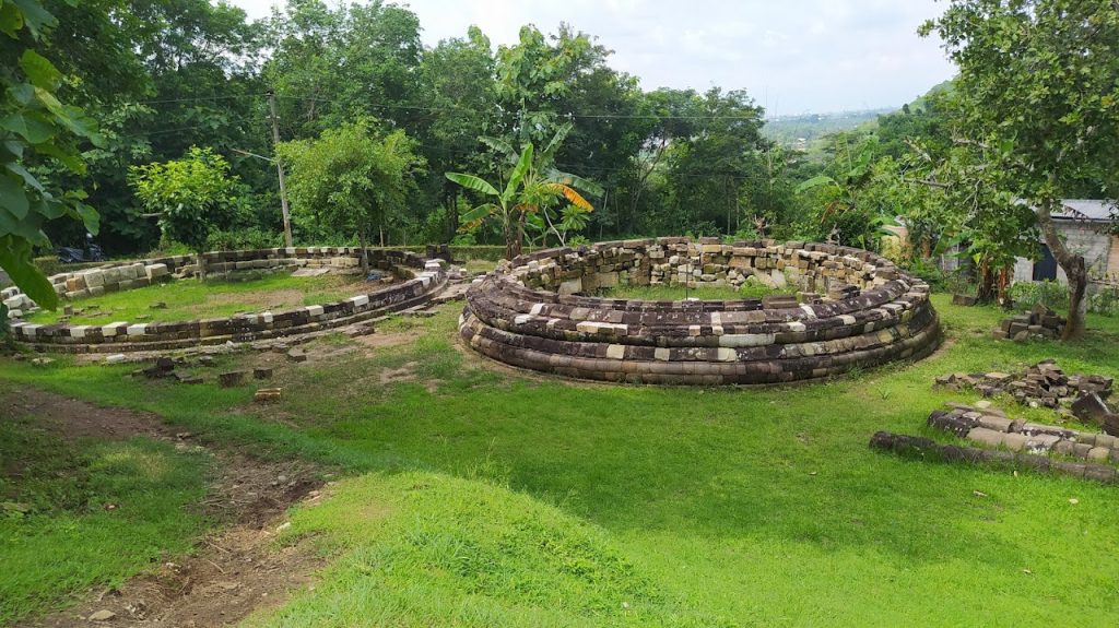 Candi Dawangsari Jogja - Hidden Gem Situs Sejarah di Perbukitan Prambanan Candi Dawangsari Jogja - Hidden Gem Situs Sejarah di Perbukitan Prambanan