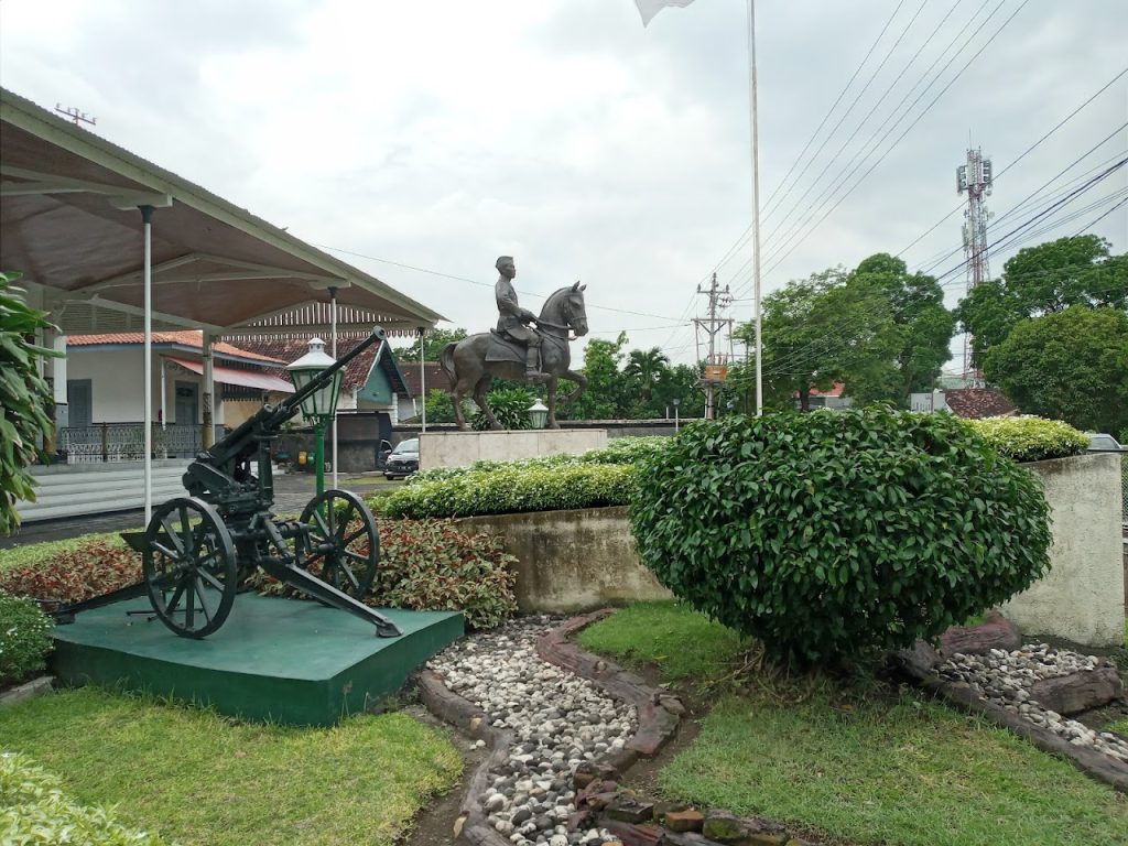 Pengalaman Berkunjung ke Museum Sasmitaloka Pengalaman Berkunjung ke Museum Sasmitaloka