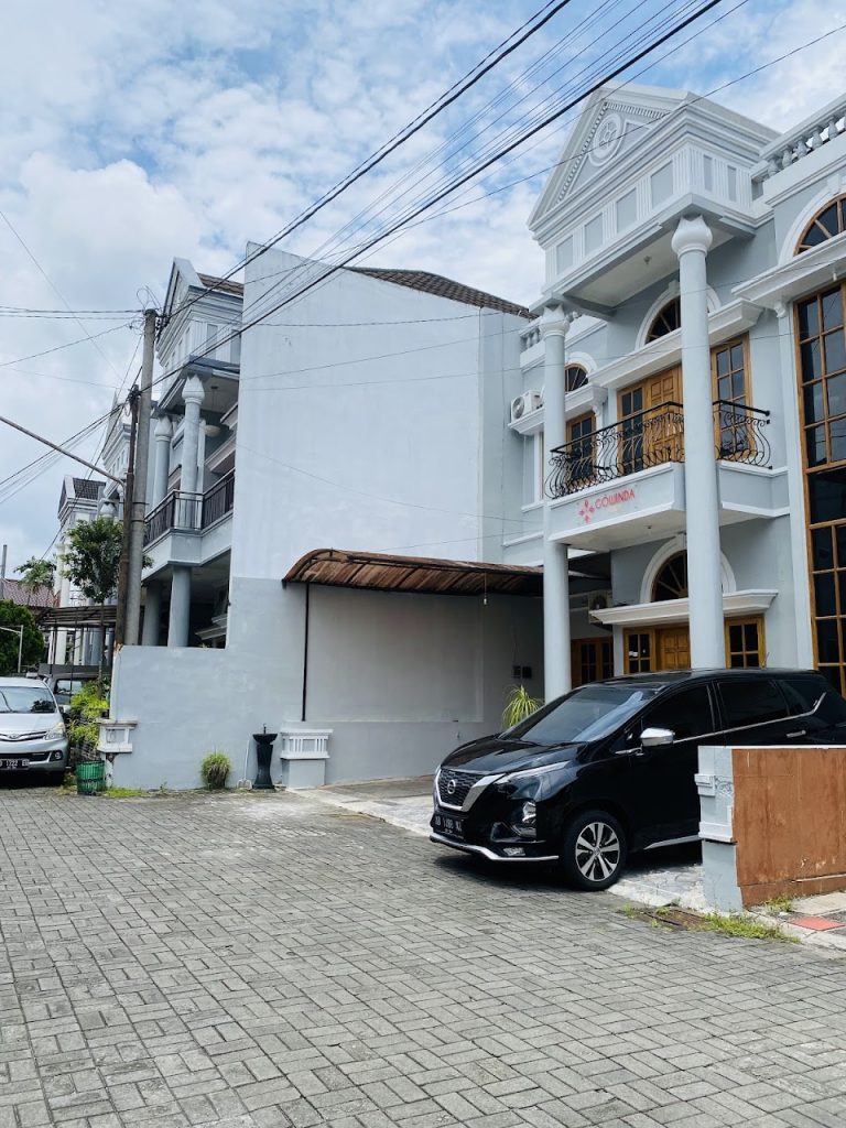 Gowinda House 1: Villa Private Pool di Jogja untuk Rombongan di Casa Del Espana Gowinda House 1: Villa Private Pool di Jogja untuk Rombongan di Casa Del Espana