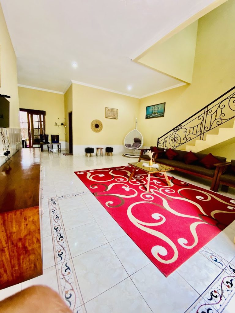 Gowinda House 1: Villa Private Pool di Jogja untuk Rombongan di Casa Del Espana Gowinda House 1: Villa Private Pool di Jogja untuk Rombongan di Casa Del Espana