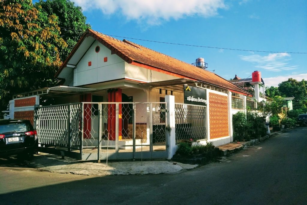 Ndalem Beteng: Guest House Nyaman di Tengah Keramaian Yogyakarta Ndalem Beteng: Guest House Nyaman di Tengah Keramaian Yogyakarta