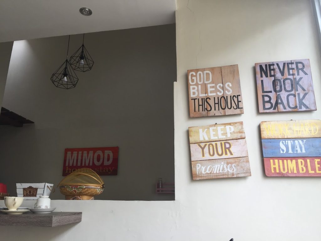 Omah Mimod: Guesthouse Retro Dekat Tugu Jogja dan Malioboro untuk Rombongan Kecil Omah Mimod: Guesthouse Retro Dekat Tugu Jogja dan Malioboro untuk Rombongan Kecil