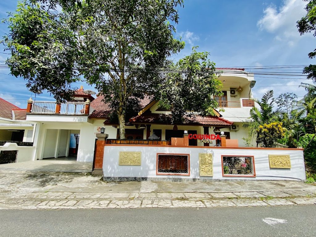 Villa Gowinda House 2: Villa Nuansa Bali dengan Private Pool untuk Rombongan di Sleman Villa Gowinda House 2: Villa Nuansa Bali dengan Private Pool untuk Rombongan di Sleman